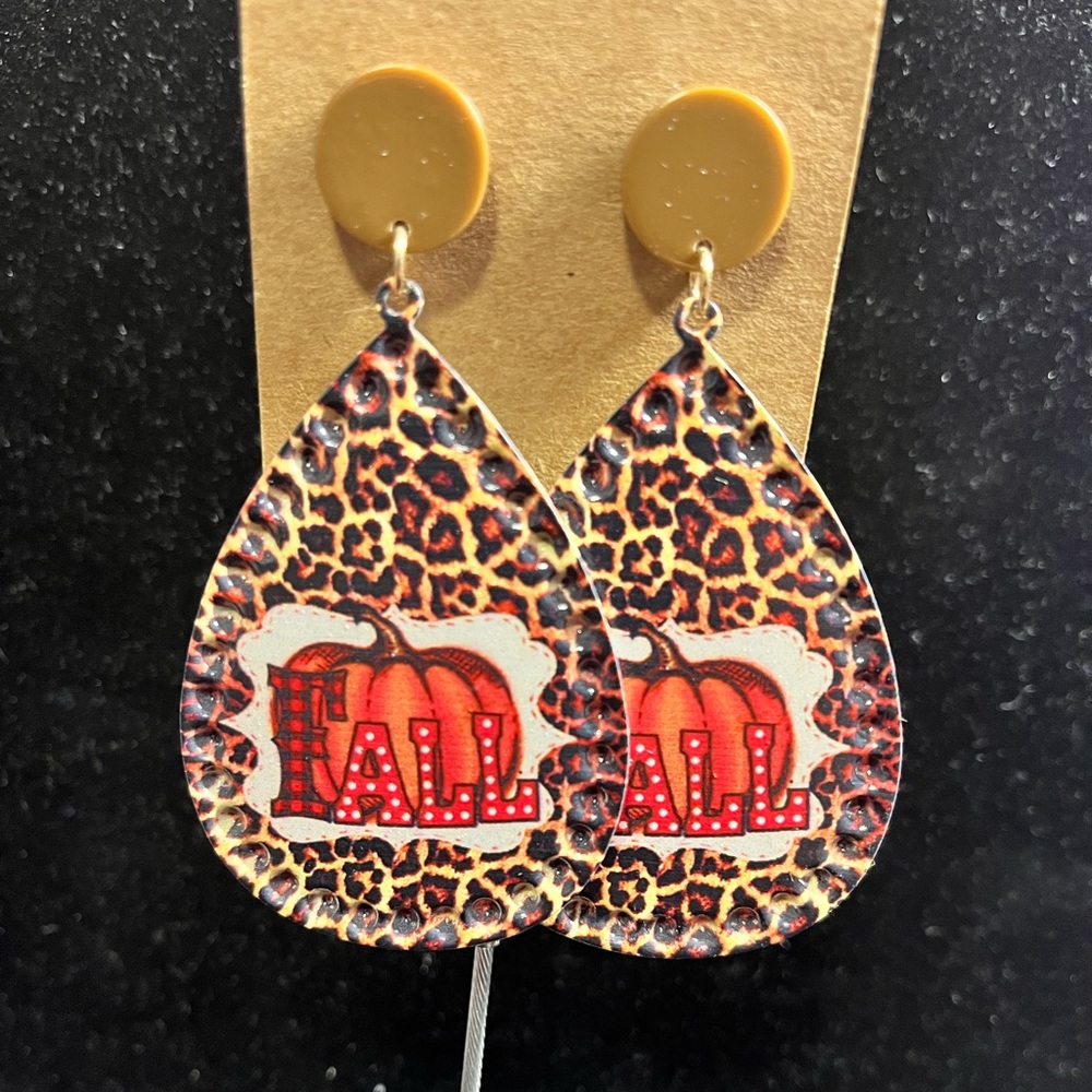 Fall pumpkin earrings NWT